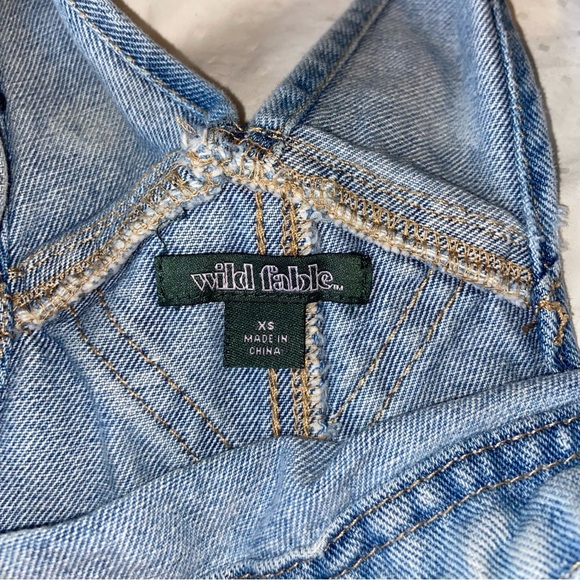 Wild Fable Overall Jean Shorts - distressed looking - women’s size XS - Picture 6 of 7
